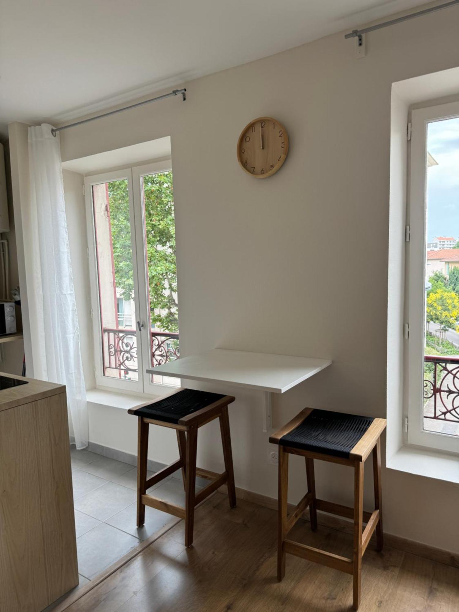 Appartement Avec Une Chambre ลียง ภายนอก รูปภาพ